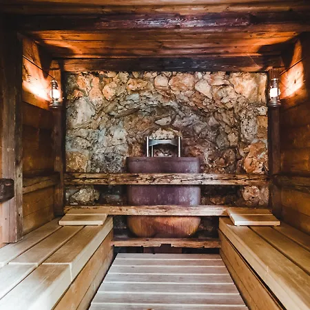 Aktiv & Alpenrose Hotel 4*